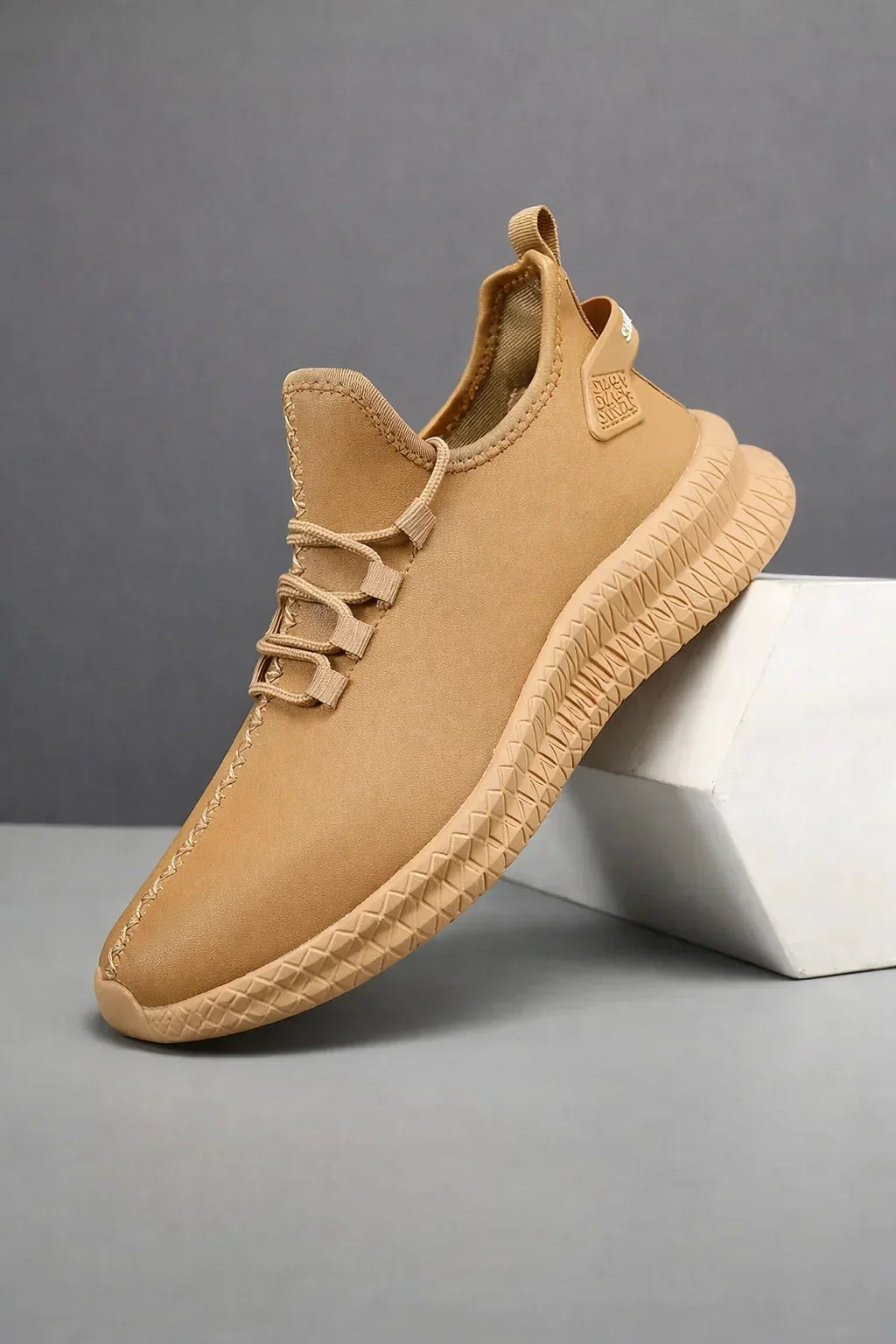 ElevateFlex Casual Sneakers