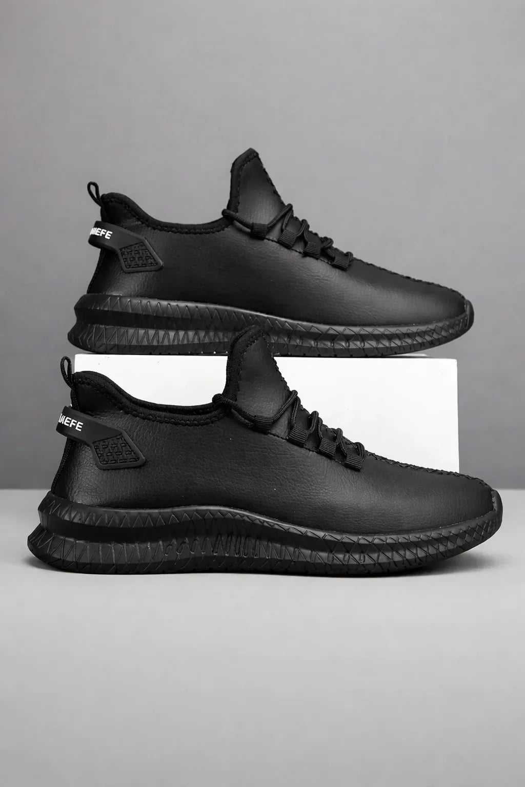 ElevateFlex Casual Sneakers