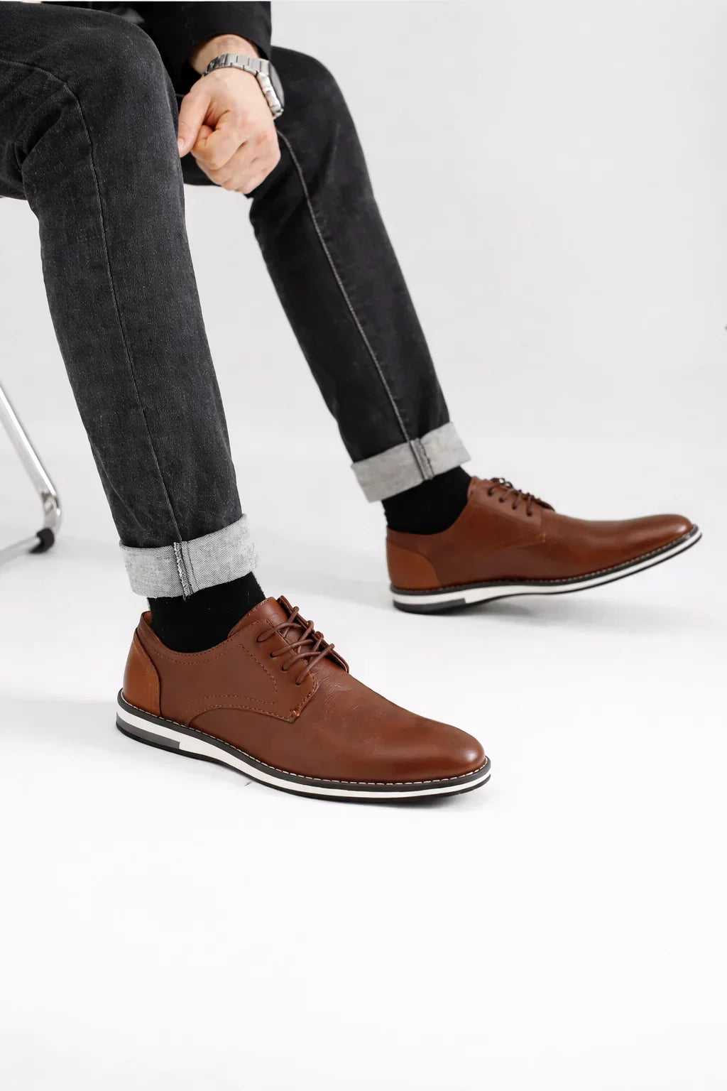 Alven Classic Leather Loafer