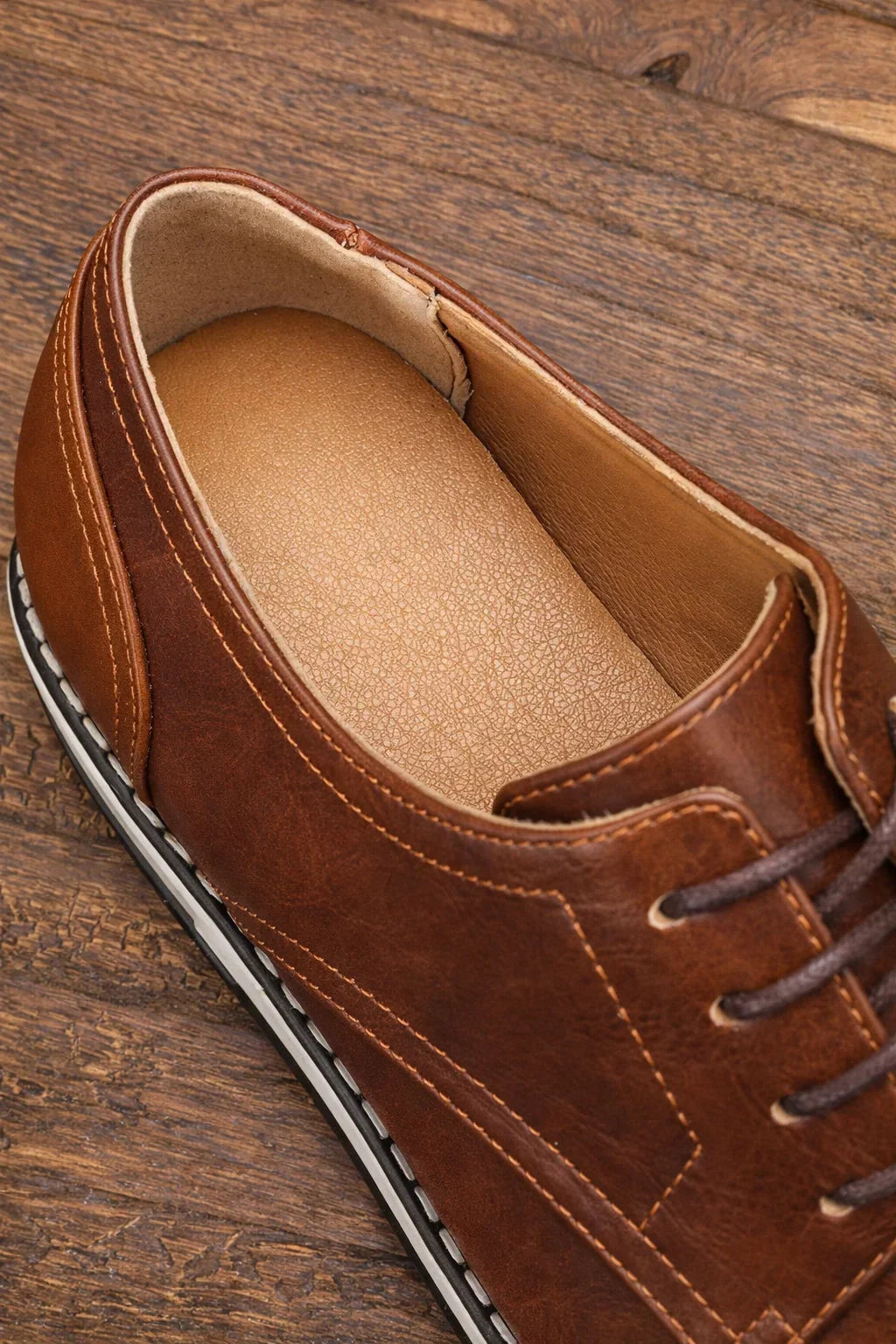 Alven Classic Leather Loafer