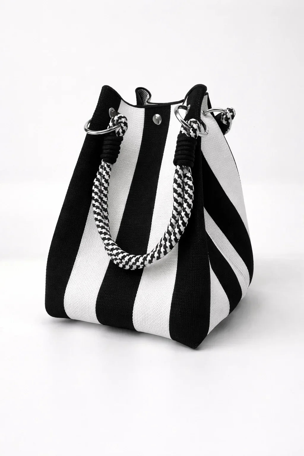 Retro Knit Bucket Handbag