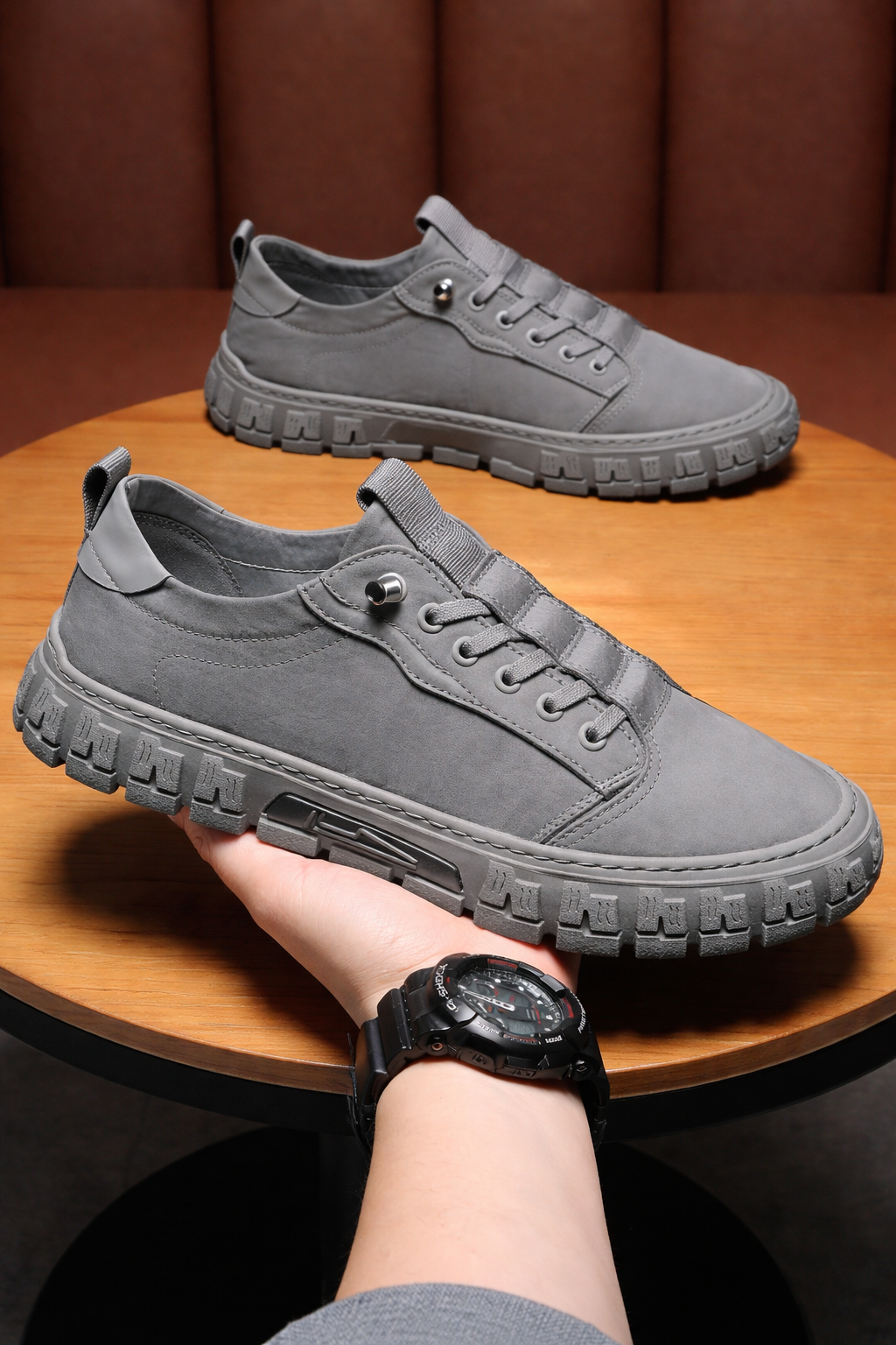 Canvas Lace-Up Casual Sneakers
