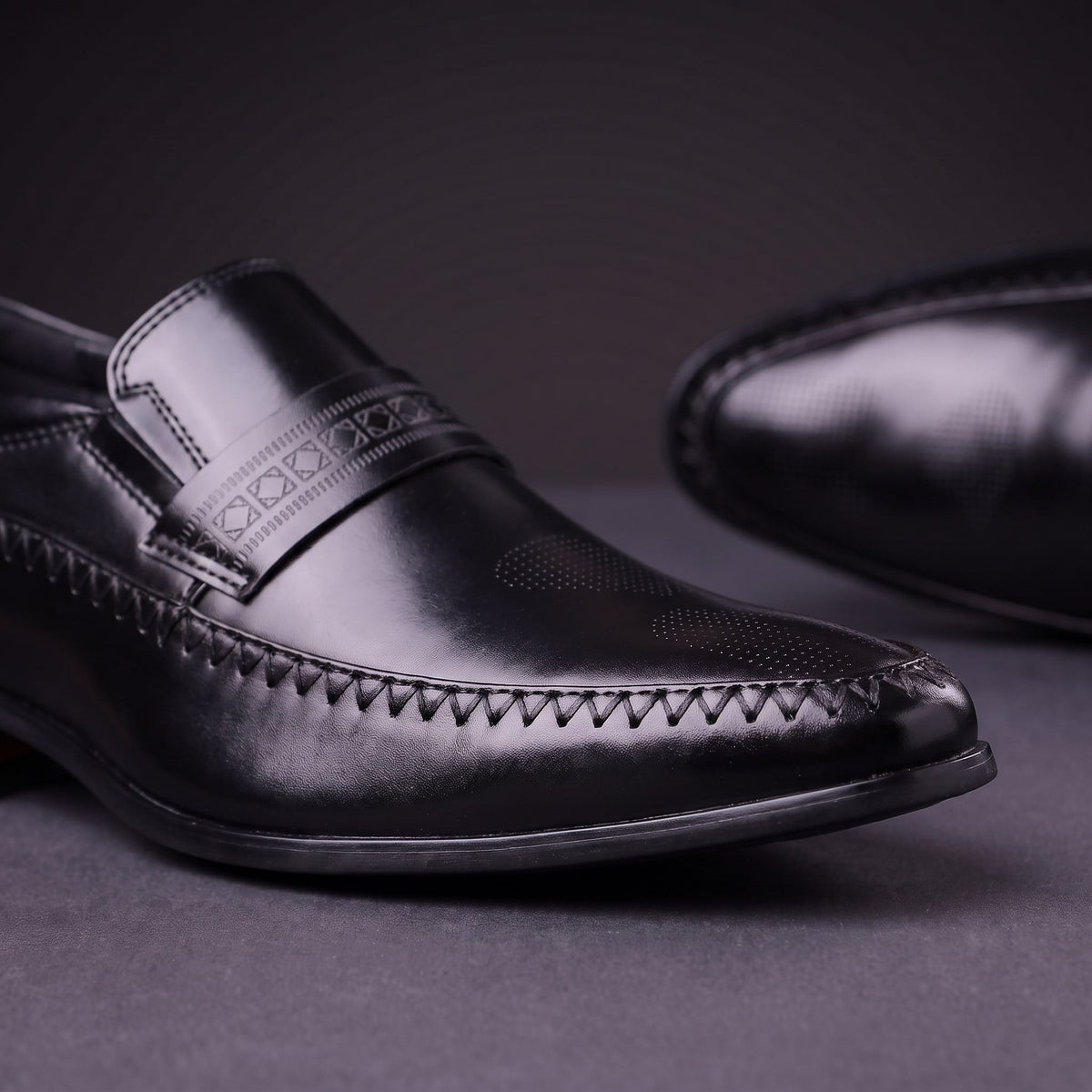 Pointed Toe Leather Shoes
